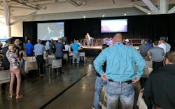 Www Contractingbusiness Com Sites Contractingbusiness com Files Cll Crowd Greets Ray Lewis Www Contractingbusiness Com Sites Contractingbusiness com Files Cll Crowd Greets Ray Lewis