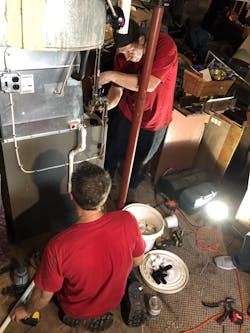 Www Contractingbusiness Com Sites Contractingbusiness com Files Lennox Feel Love Installation Www Contractingbusiness Com Sites Contractingbusiness com Files Lennox Feel Love Installation