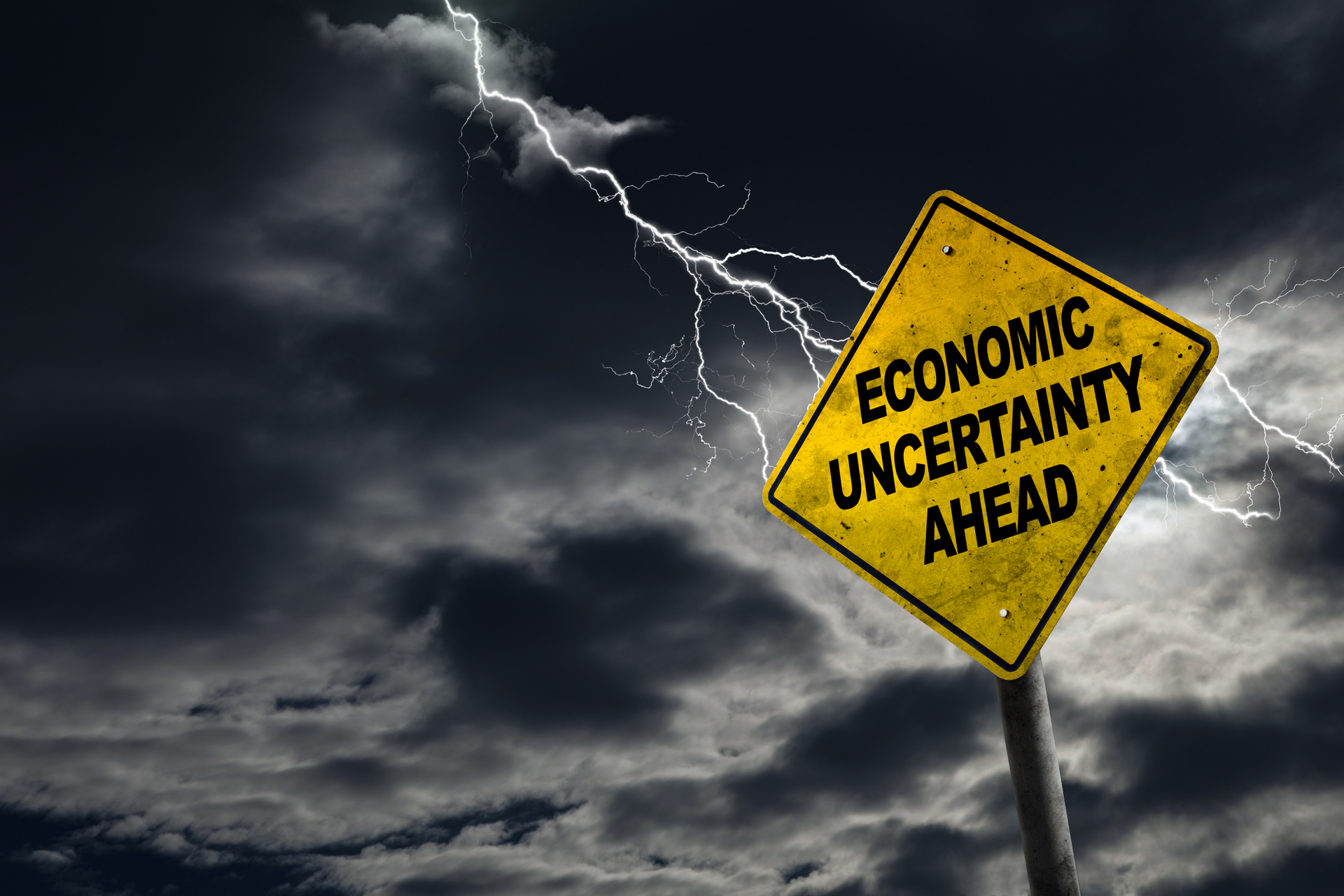 economic uncertainty sign
