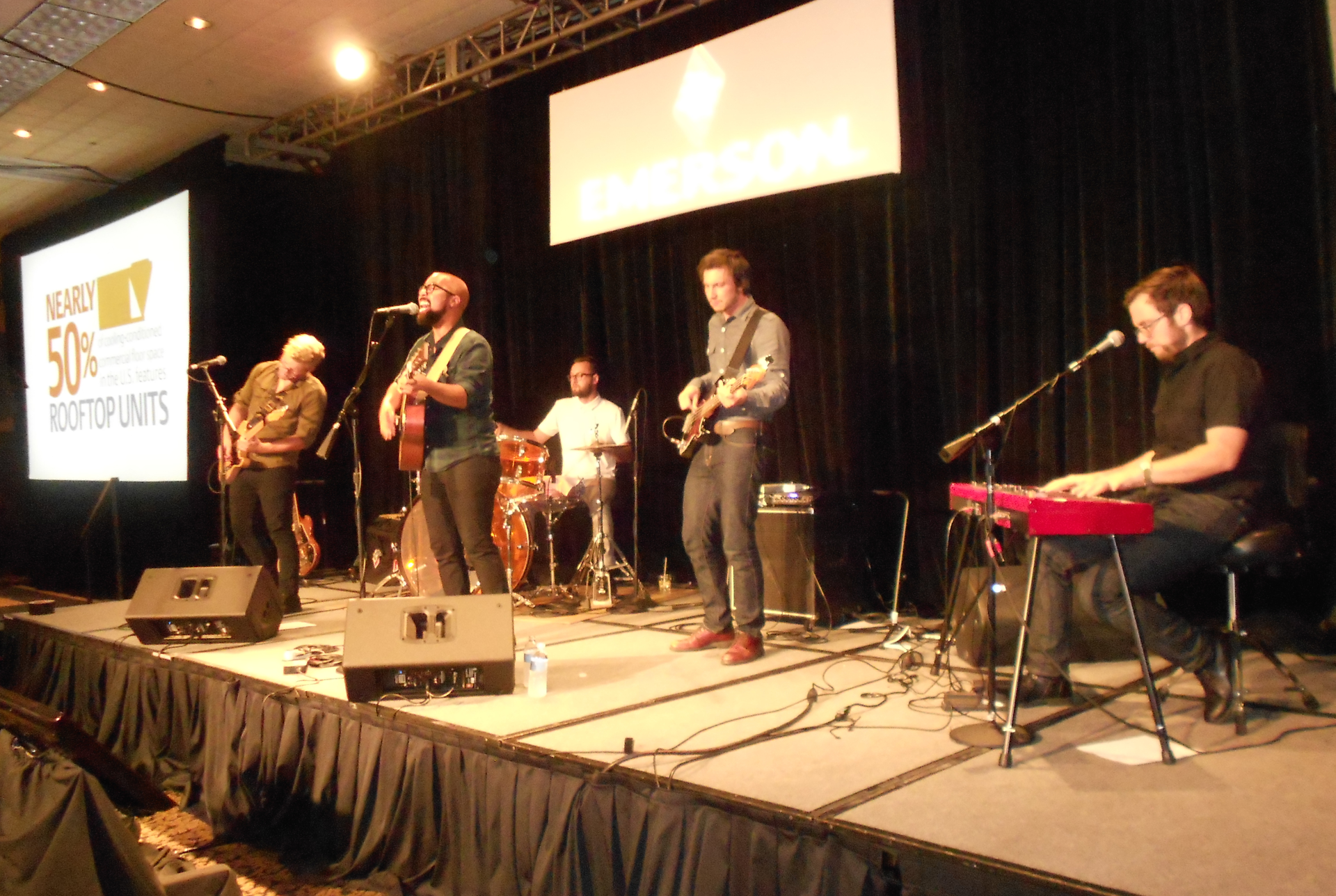 Joe Levi Music provided great sets of music during the Emerson Welcome Reception