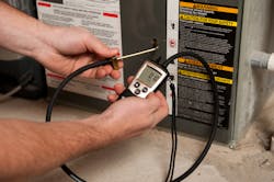 Measuring static pressure resistance Photo by Testo Measuring static pressure resistance Photo by Testo