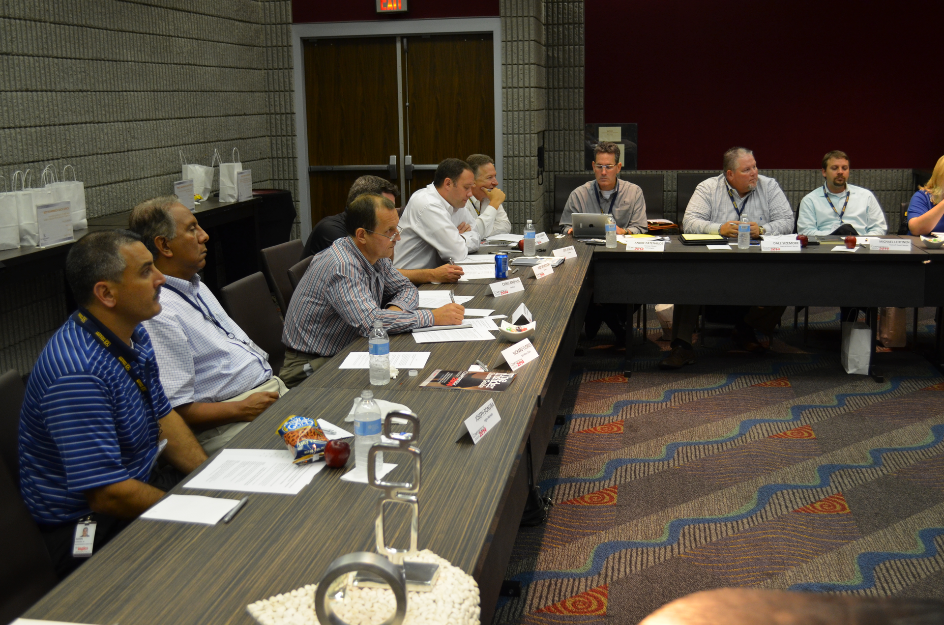 Supermarket managers sponsors from leading manufacturers and contractors convened again during Comfortech to discuss key issues in commercial refrigeration