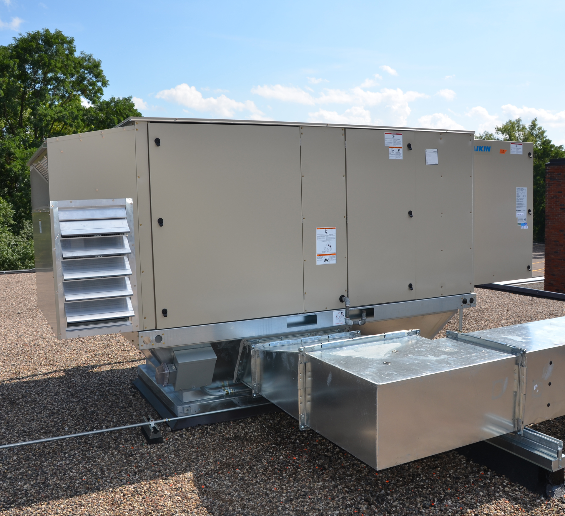 Bethel University administrators chose to replace the existing equipment with Rebel rooftop units from Daikin Applied This enables them to take advantage of direct expansion technology and avoid high chilled water use from its central chiller plants