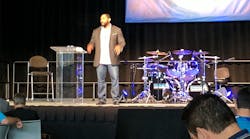 Ray Lewis delivers the closing keynote speech at Contractor Leadership LIVE!