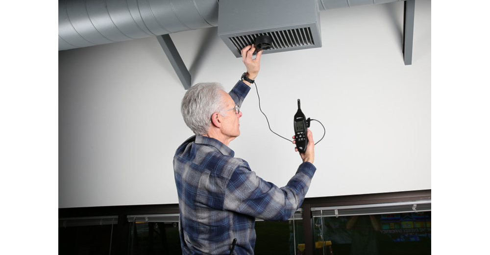 FLIR Systems' EM54 HVACR, Environmental Meter