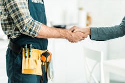 Service_Tech_Handshake.jpg Service_Tech_Handshake.jpg