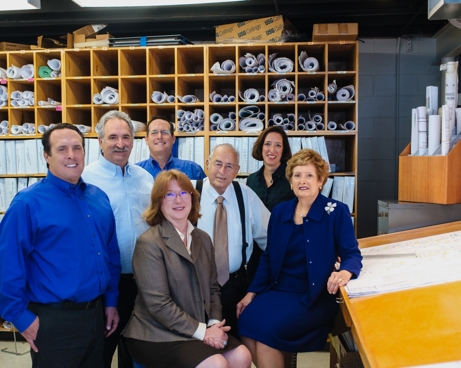 Contractingbusiness Com Sites Contractingbusiness com Files Gillette Family In Office