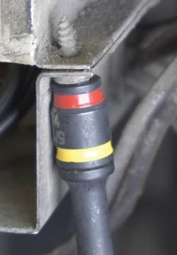 The enhanced 1/4 and 5/16 drivers now have a 16 percent slimmer profile on the 1/4-inch side for easier access in confined spaces. The enhanced 1/4 and 5/16 drivers now have a 16 percent slimmer profile on the 1/4-inch side for easier access in confined spaces.