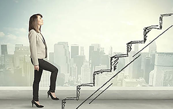 Woman Leading 5f4572b5ef310