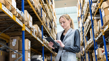 Woman Stock Clerk 5f92d67289354