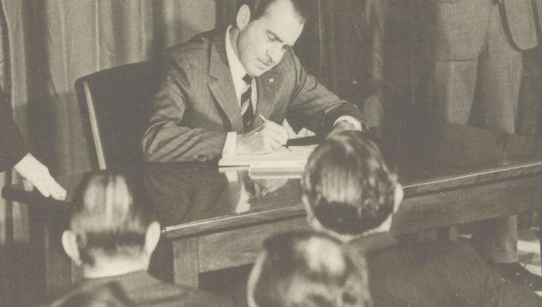 Nixon Begins Osha 61113298b8615