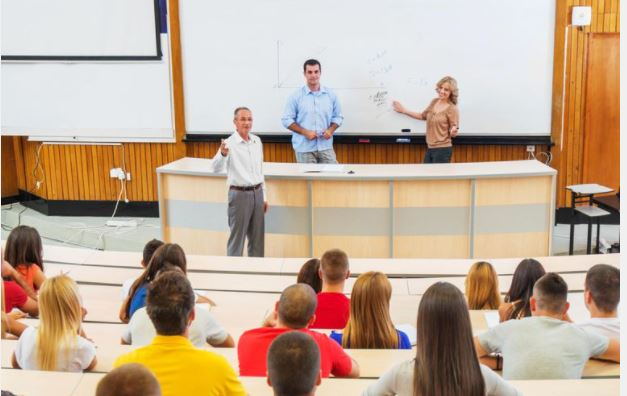 Emersonclassroom 61857fc9b992c