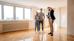 The teaching salesperson takes customers on a walk-around to point out potential comfort trouble spots.