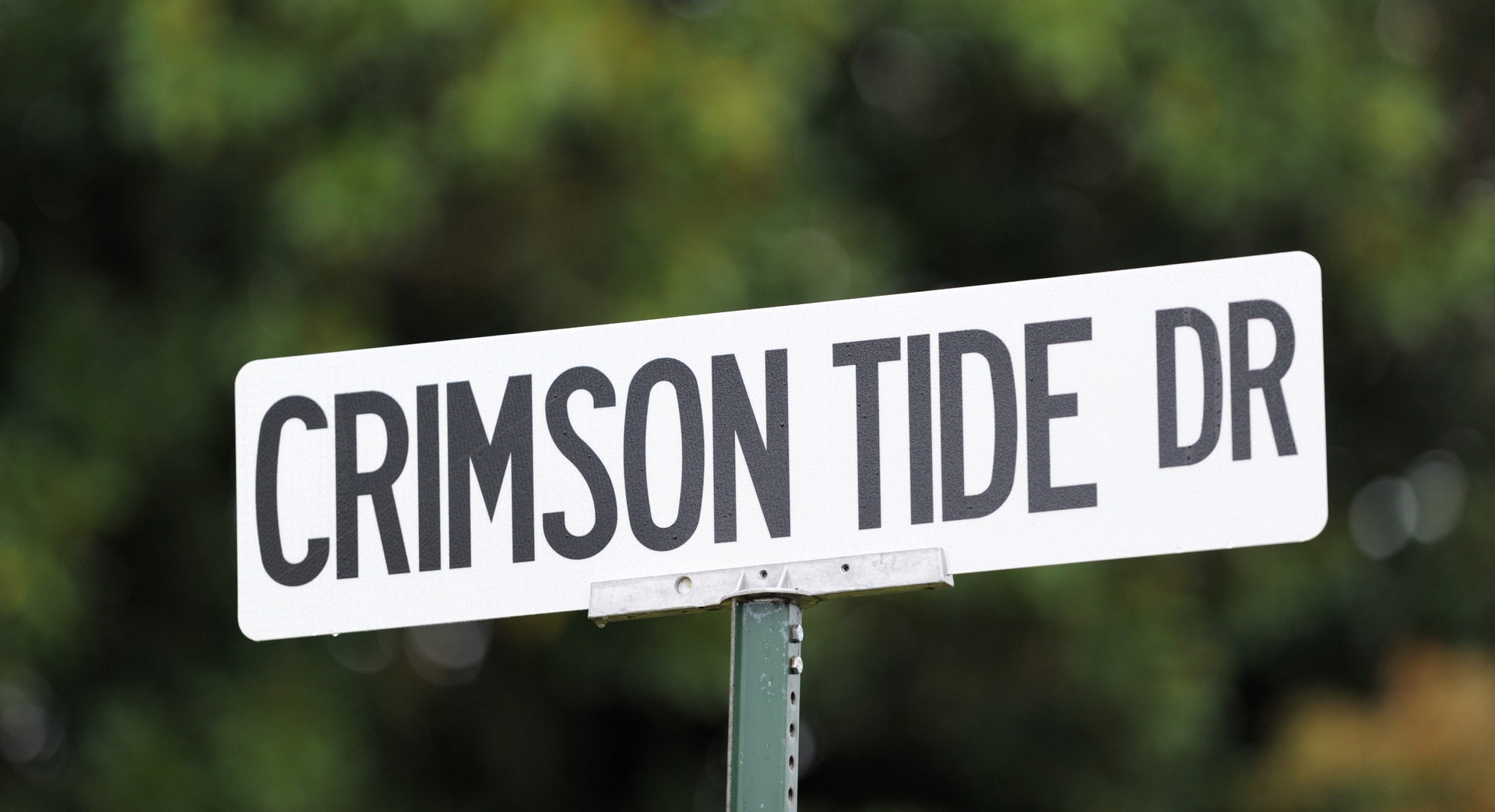 crimson tide drive sign