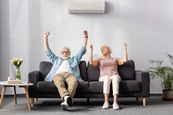 Man Woman Cheering I Stock 1256595939 628fe8fcdd382 Man Woman Cheering I Stock 1256595939 628fe8fcdd382