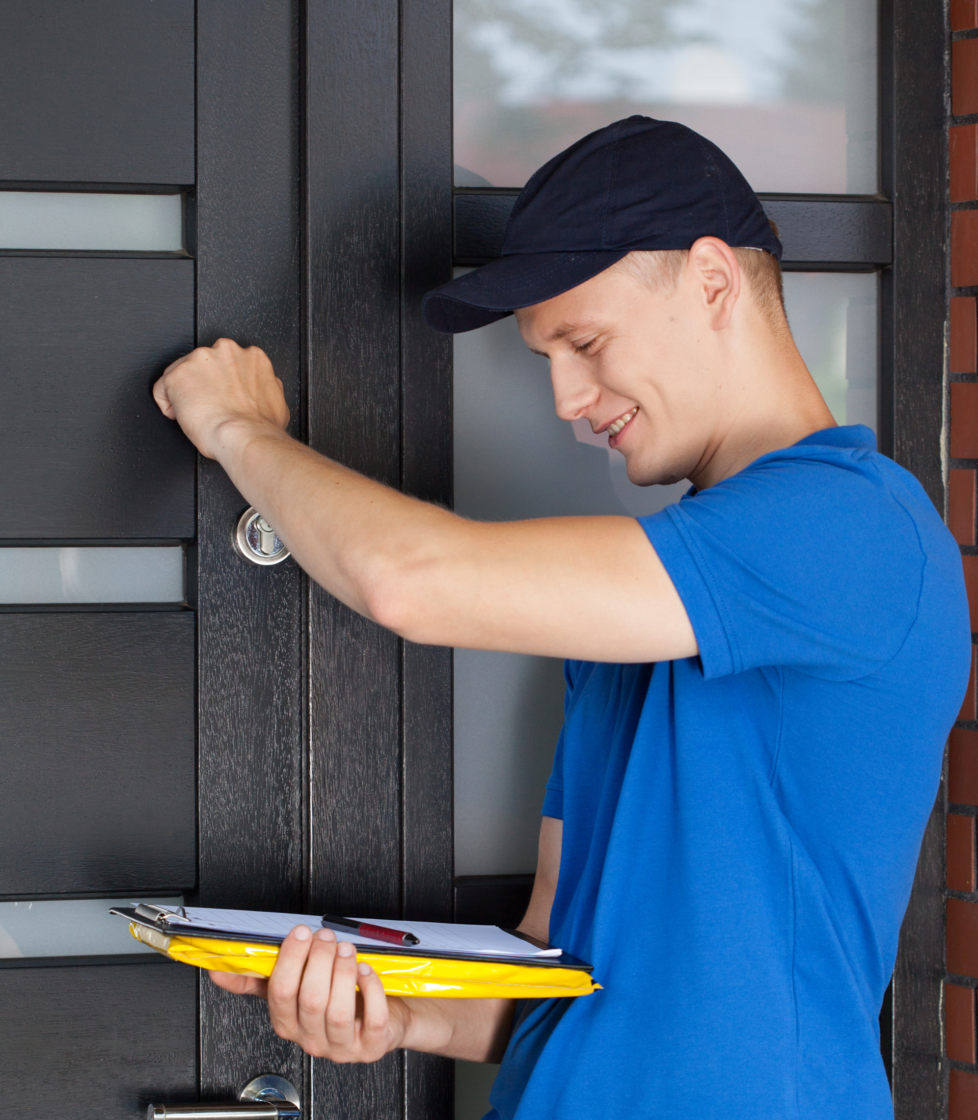 Door Knock Dreamstime 44965691 6515937a8182d