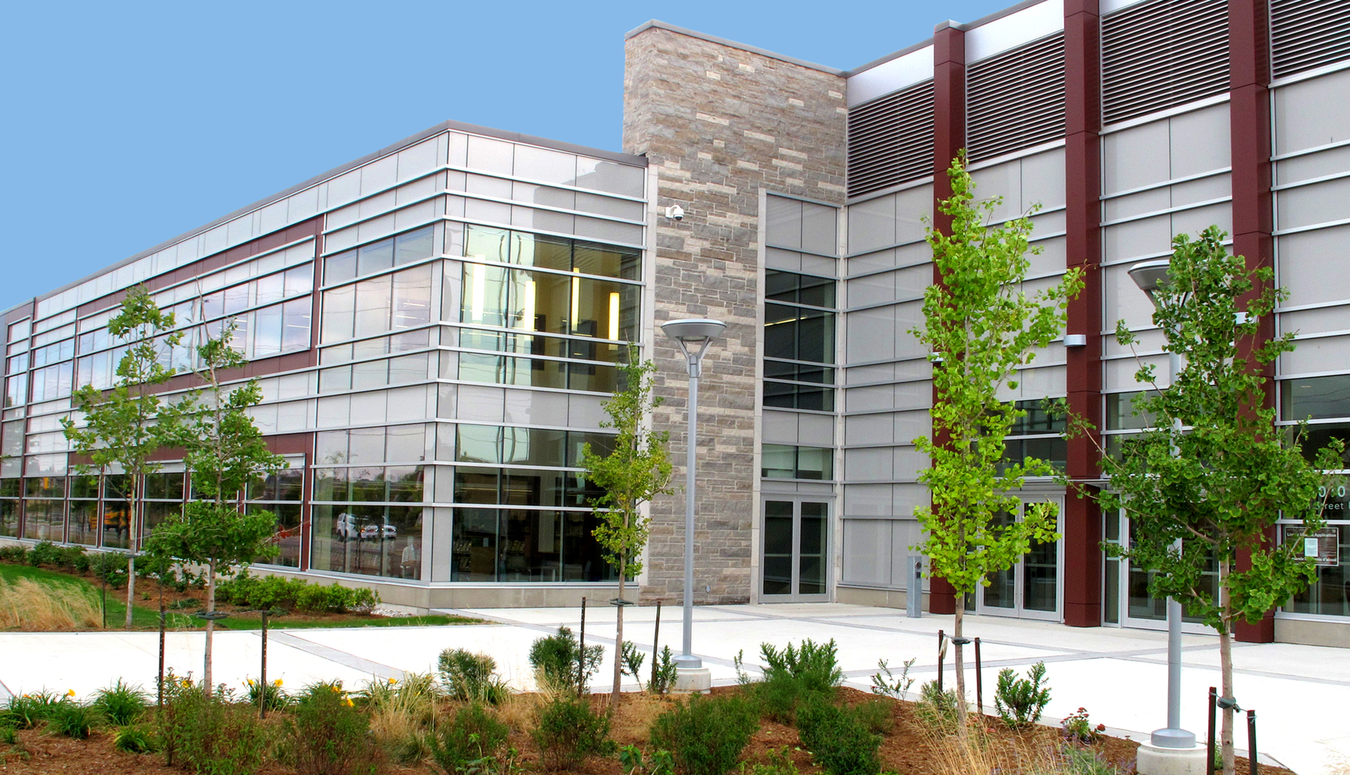 Modern Building Dreamstime L 22632819 650080a3f1088