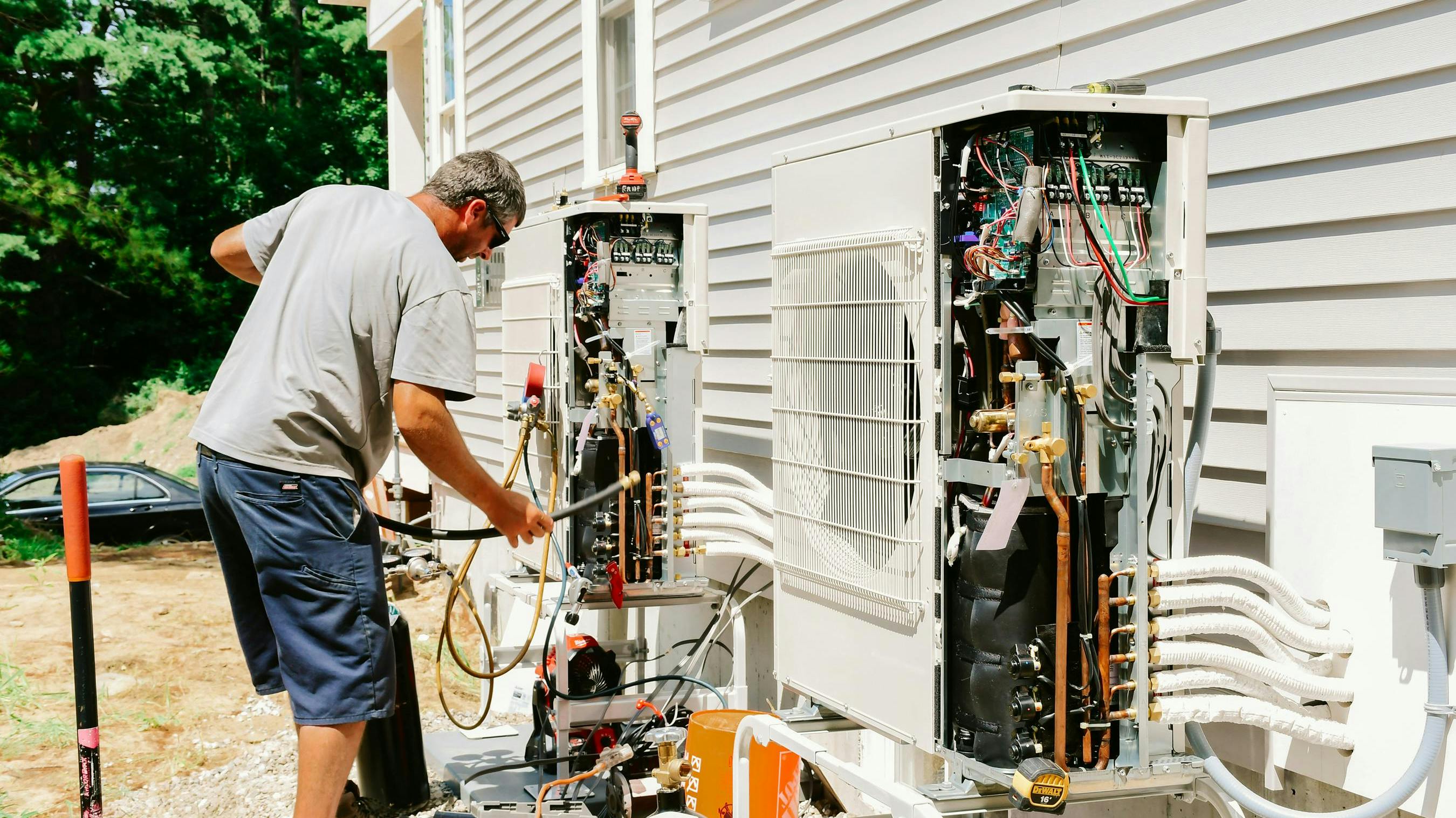 Homeowners and commercial building owners are asking for all-electric heat pumps as they try to lower their carbon footprint and take advantage of government incentives.