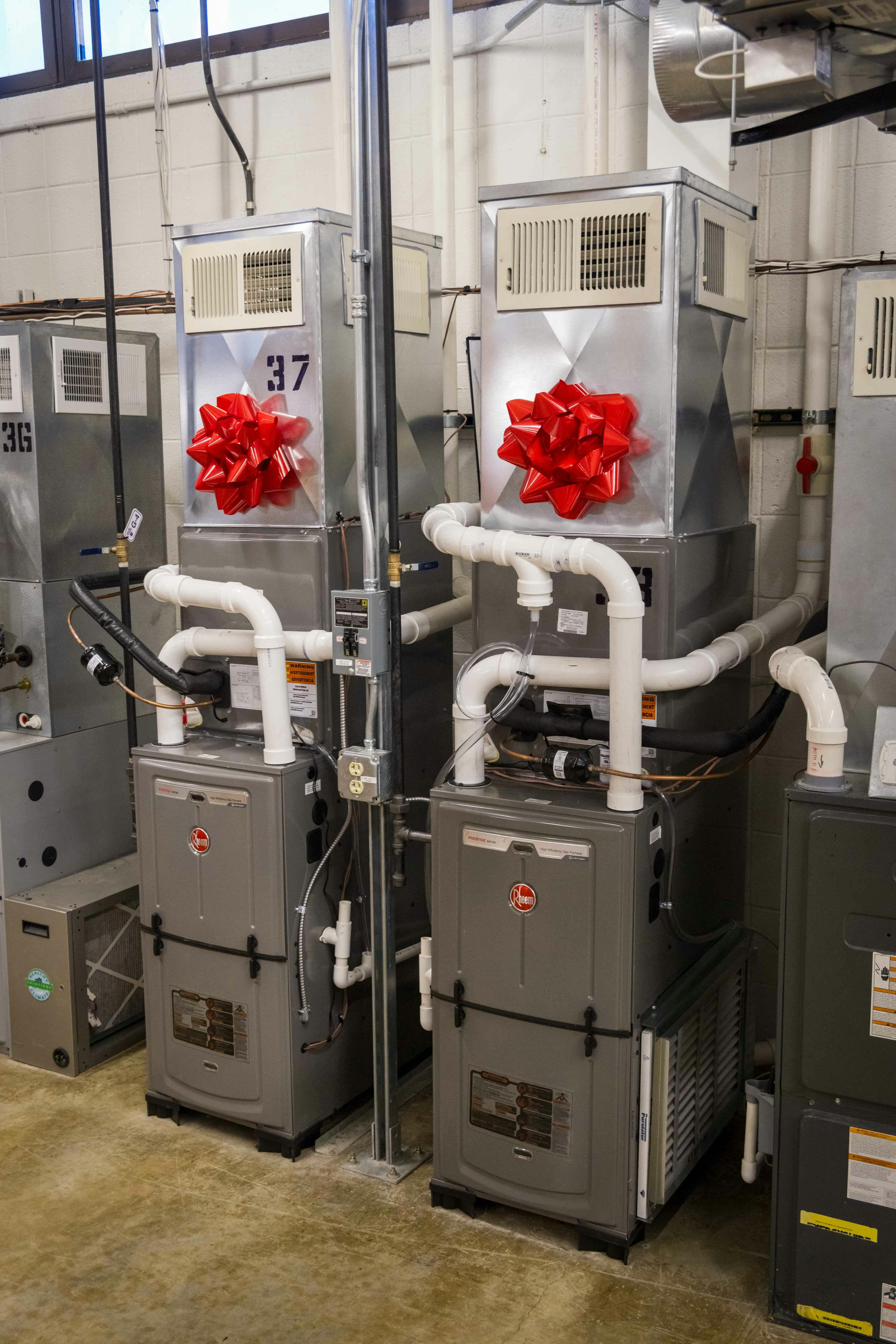 The six donated Rheem units are heat pumps, coupled with high efficiency gas-filled furnaces, ensuring students are learning on the newest electrification technology available.