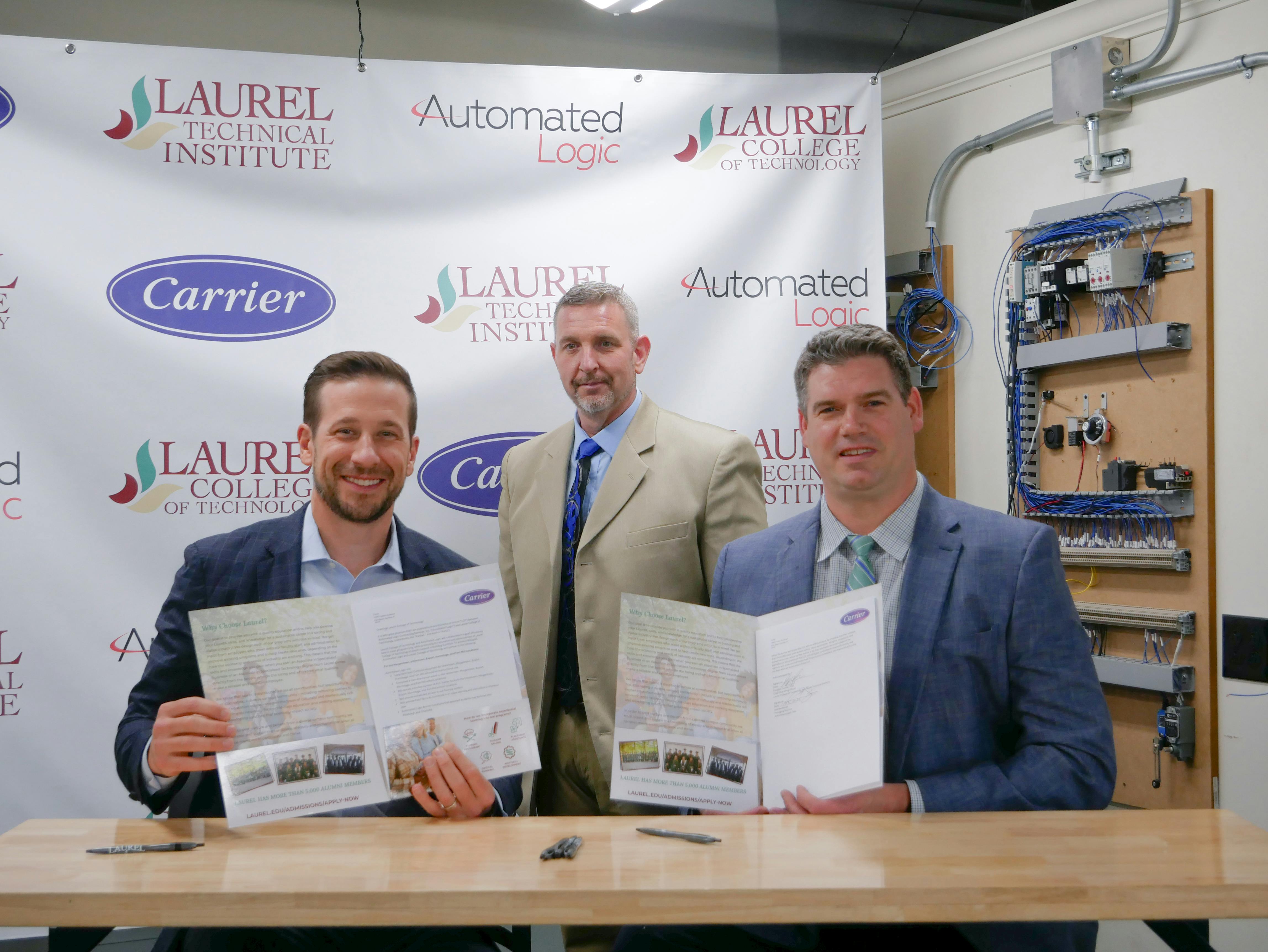 carrier_and_laurel_signing_event