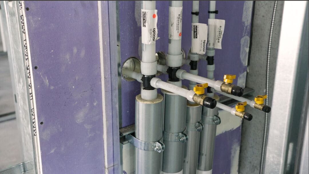 instagramgaylordpacific_prefabriser_opposingportte