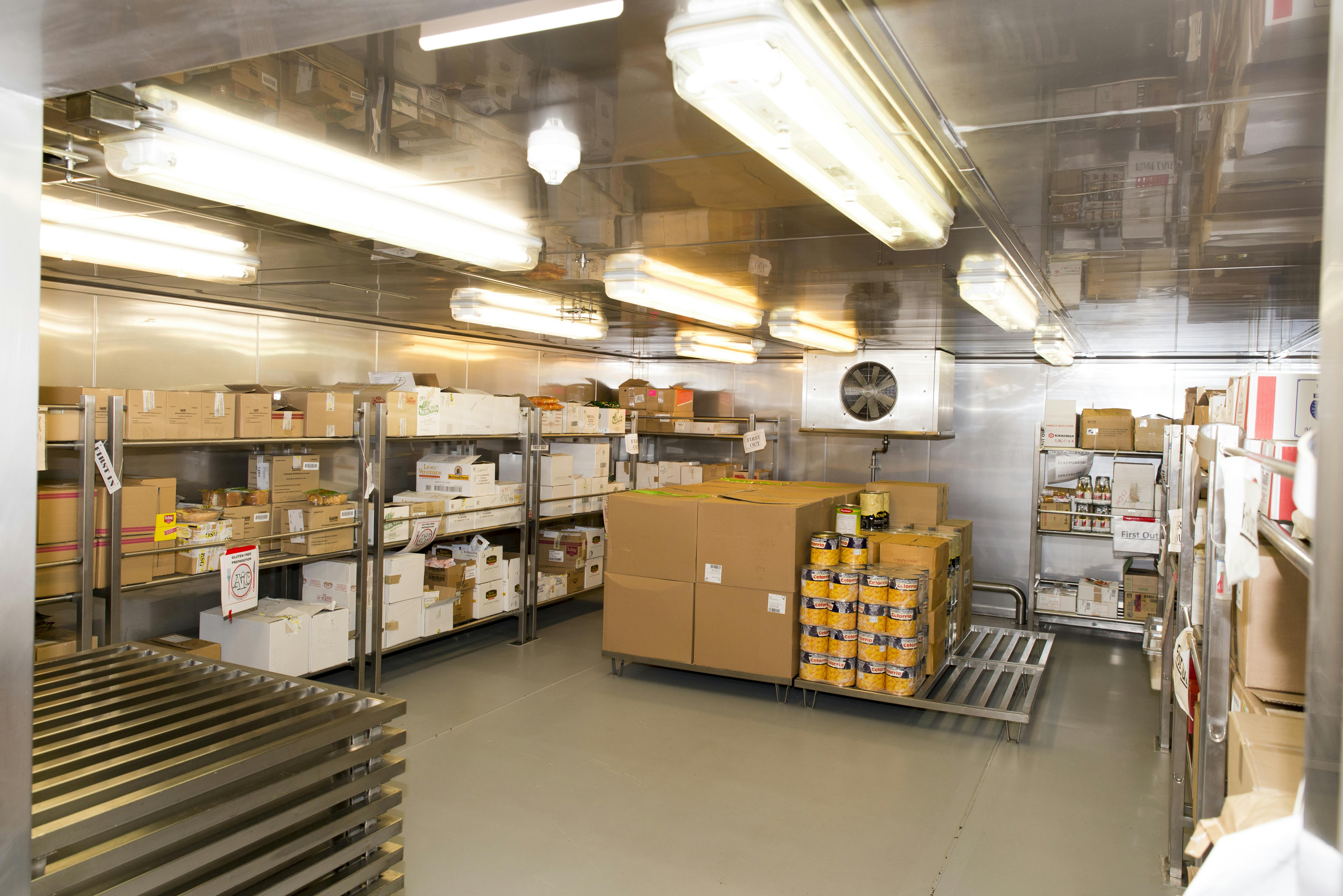 dreamstime_xxl_44957866