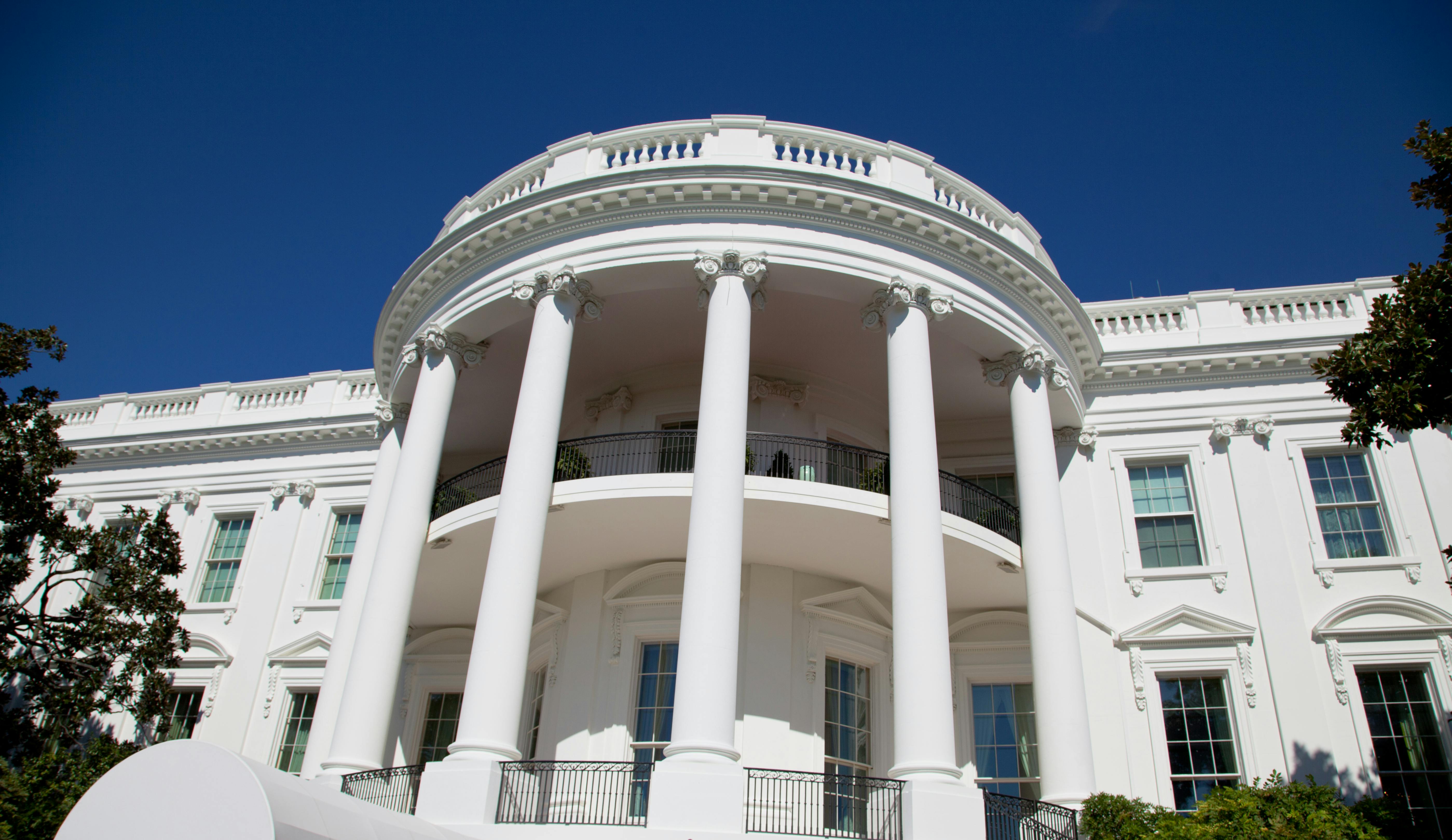 dreamstime_xxl_27154591