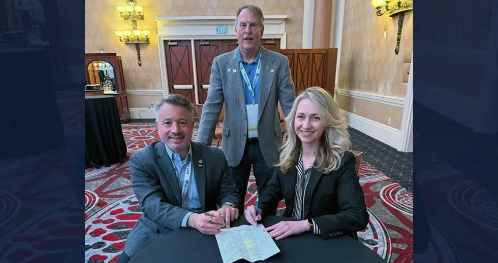 69e2365f2ac41f0f7725da95 Nasrcashrae Photo