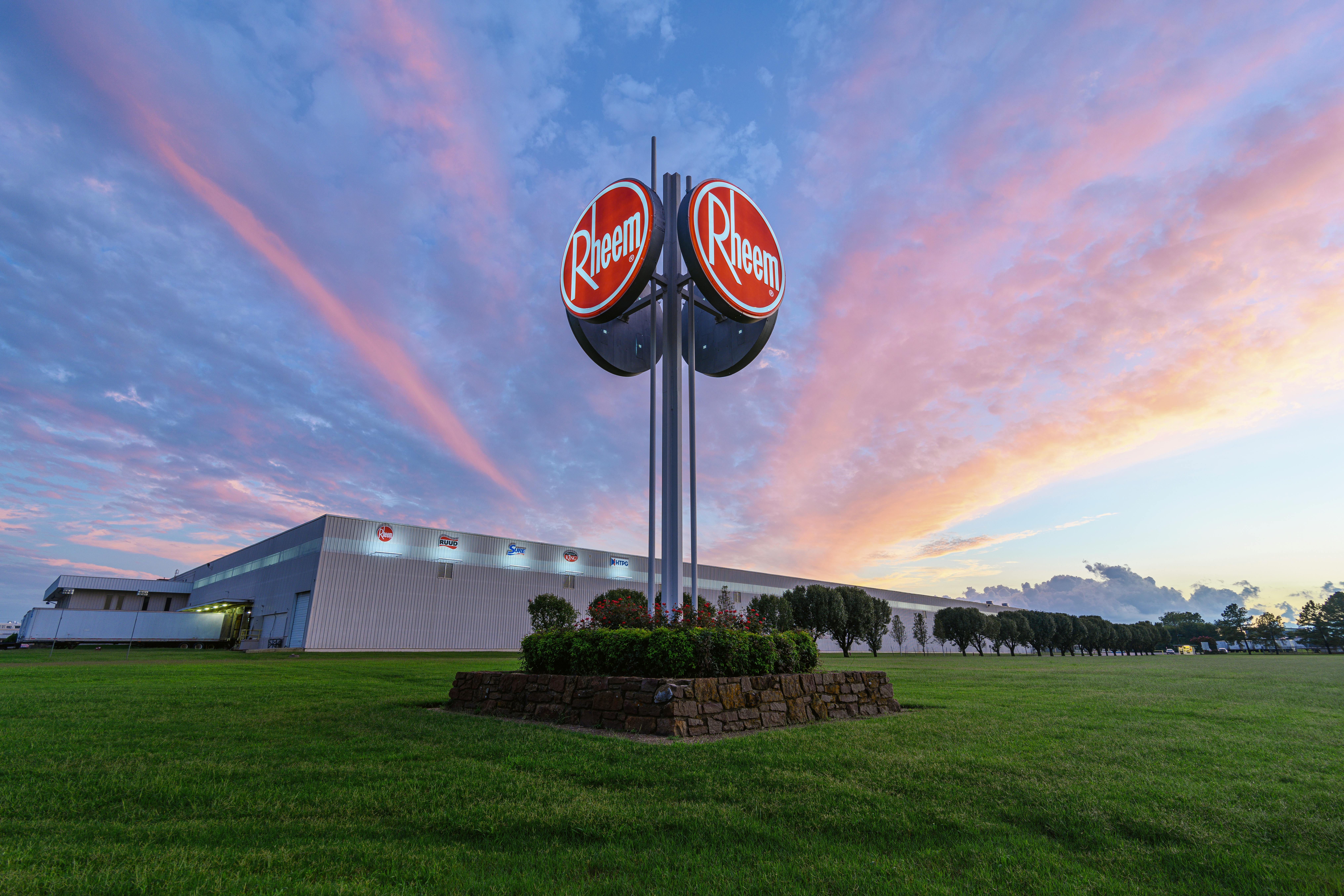 rheem_exterior_2020694790192